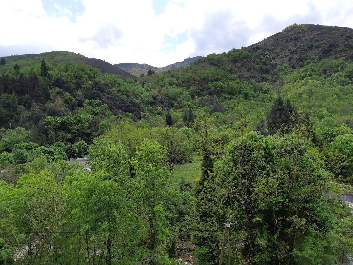 L'Embellie Hotel Thueyts Екстериор снимка