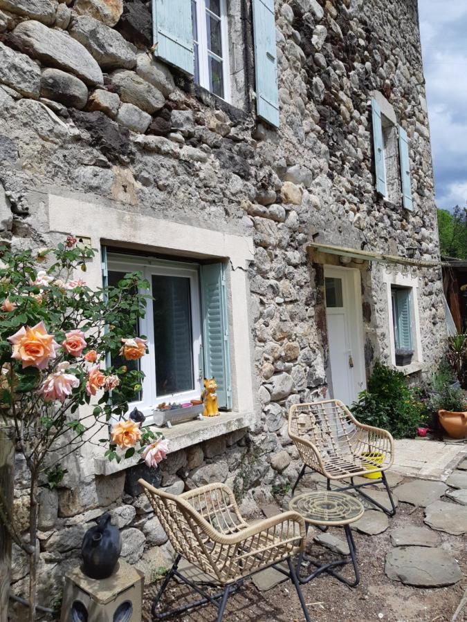 L'Embellie Hotel Thueyts Екстериор снимка